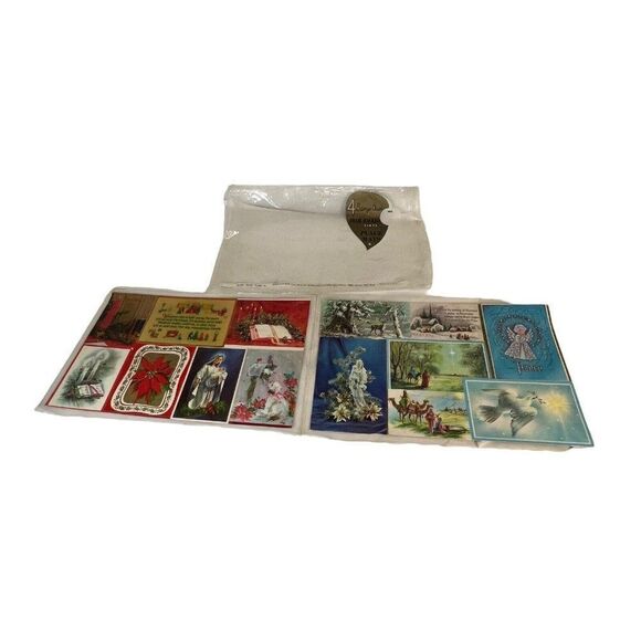 Vintage Set of 2 Kitchen Vinyl Foam Backed Christmas Placemats Postcard Collage - Picture 1 of 8